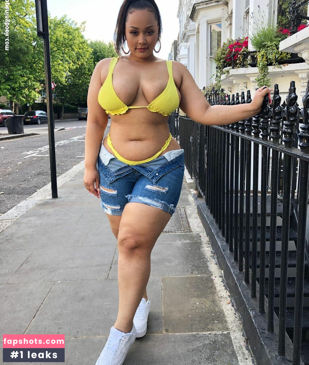 therealnatalie nude babe gallery