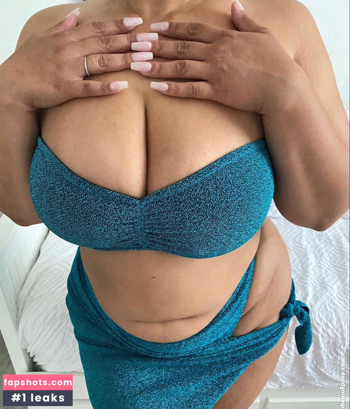 therealnatalie gallery photo #10