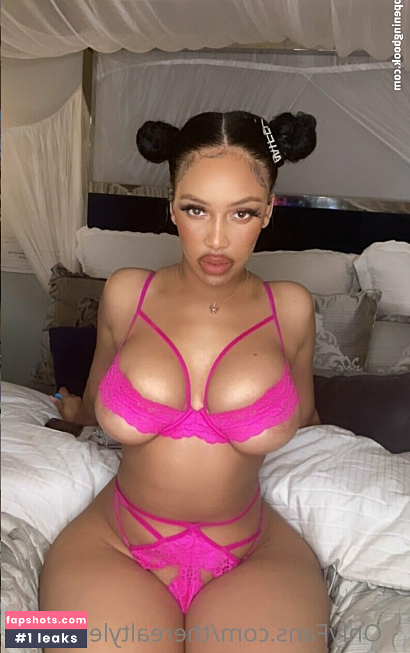 therealtylercamile gallery photo #48