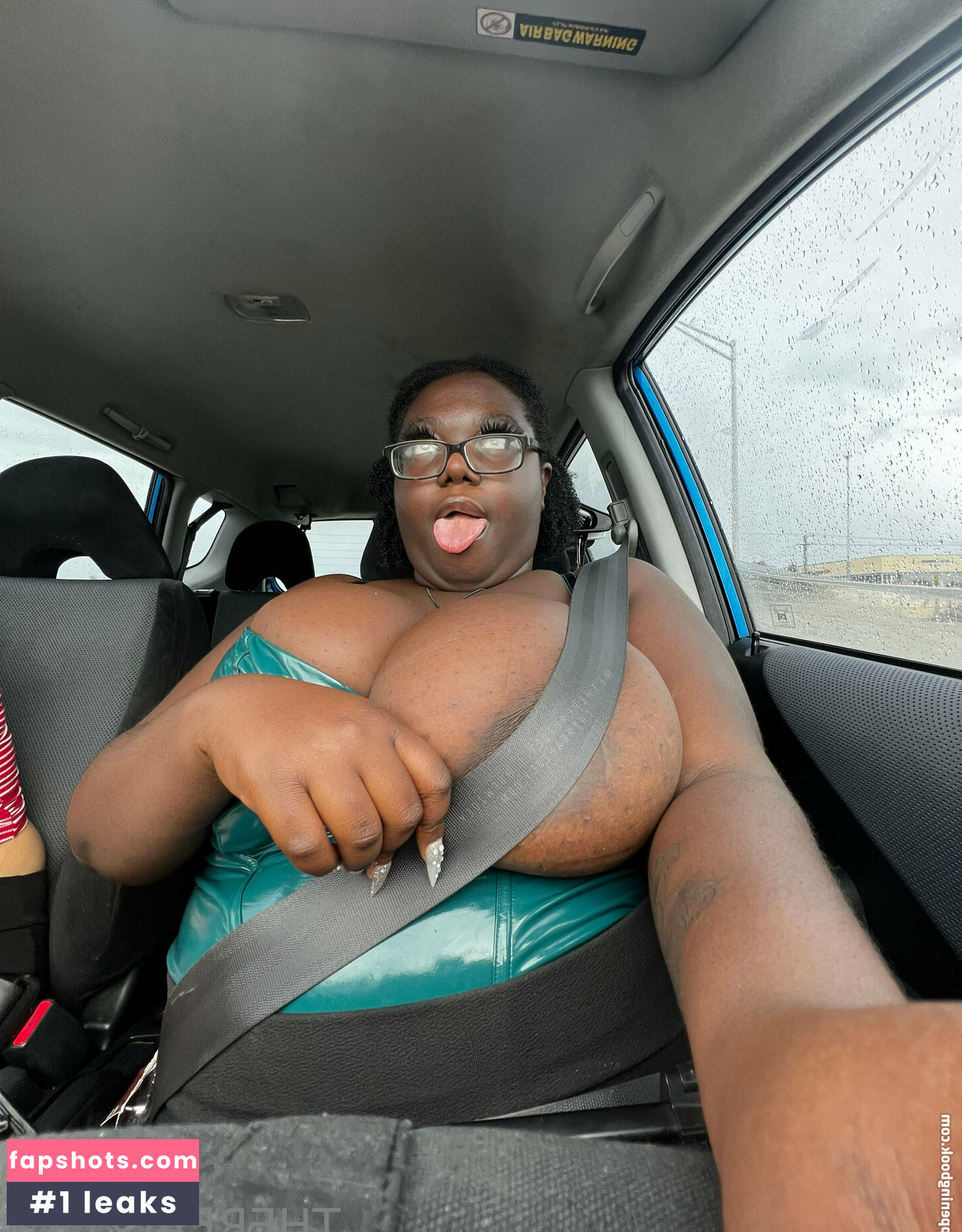 therealzoey gallery photo #22