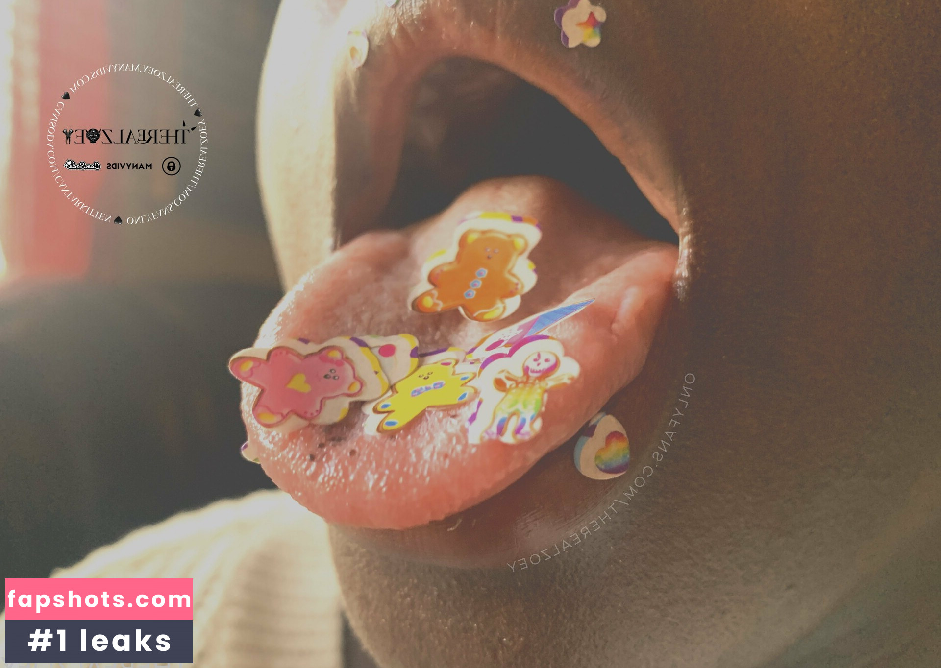 therealzoey gallery photo #9