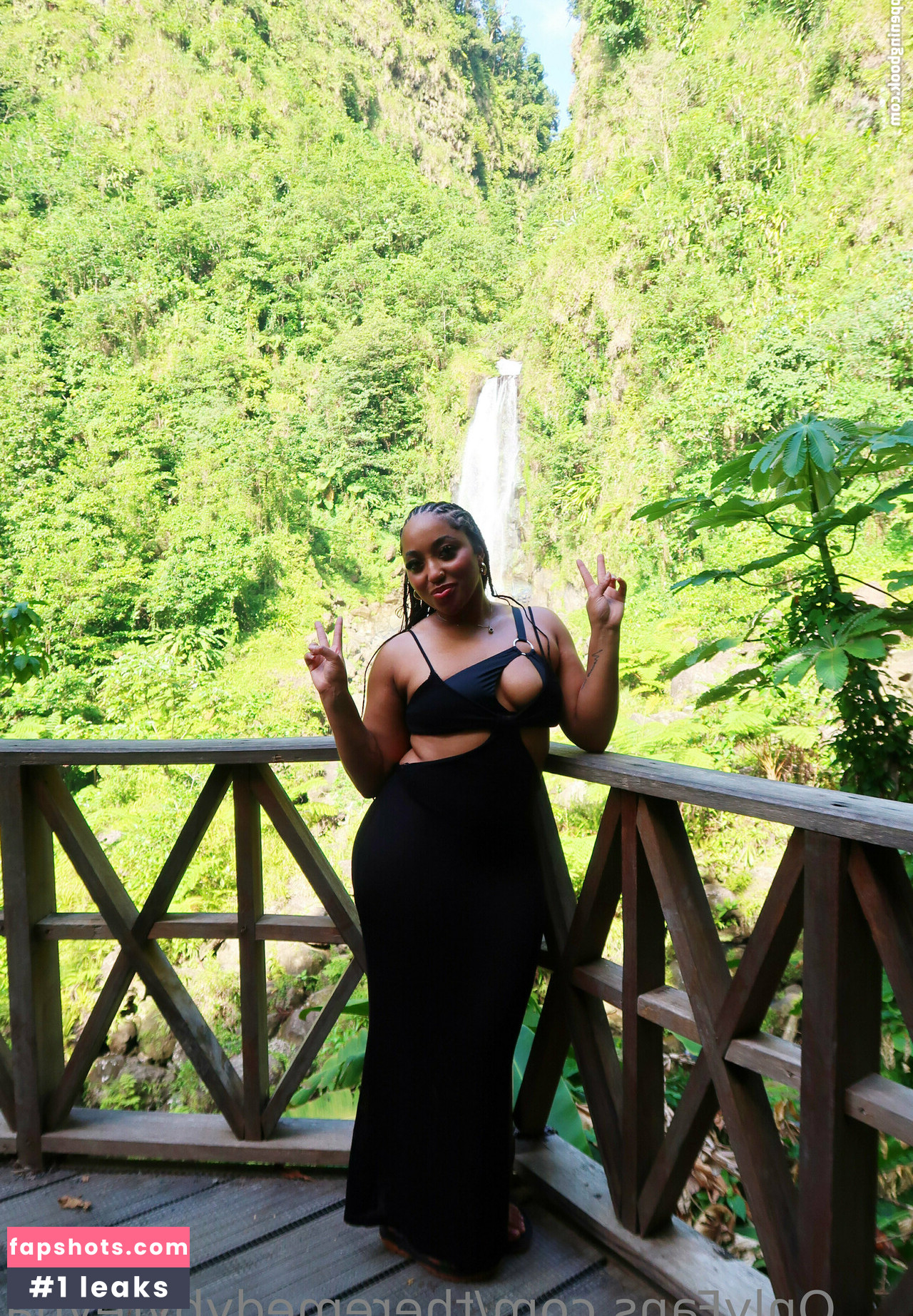 theremedybyreyna gallery photo #25