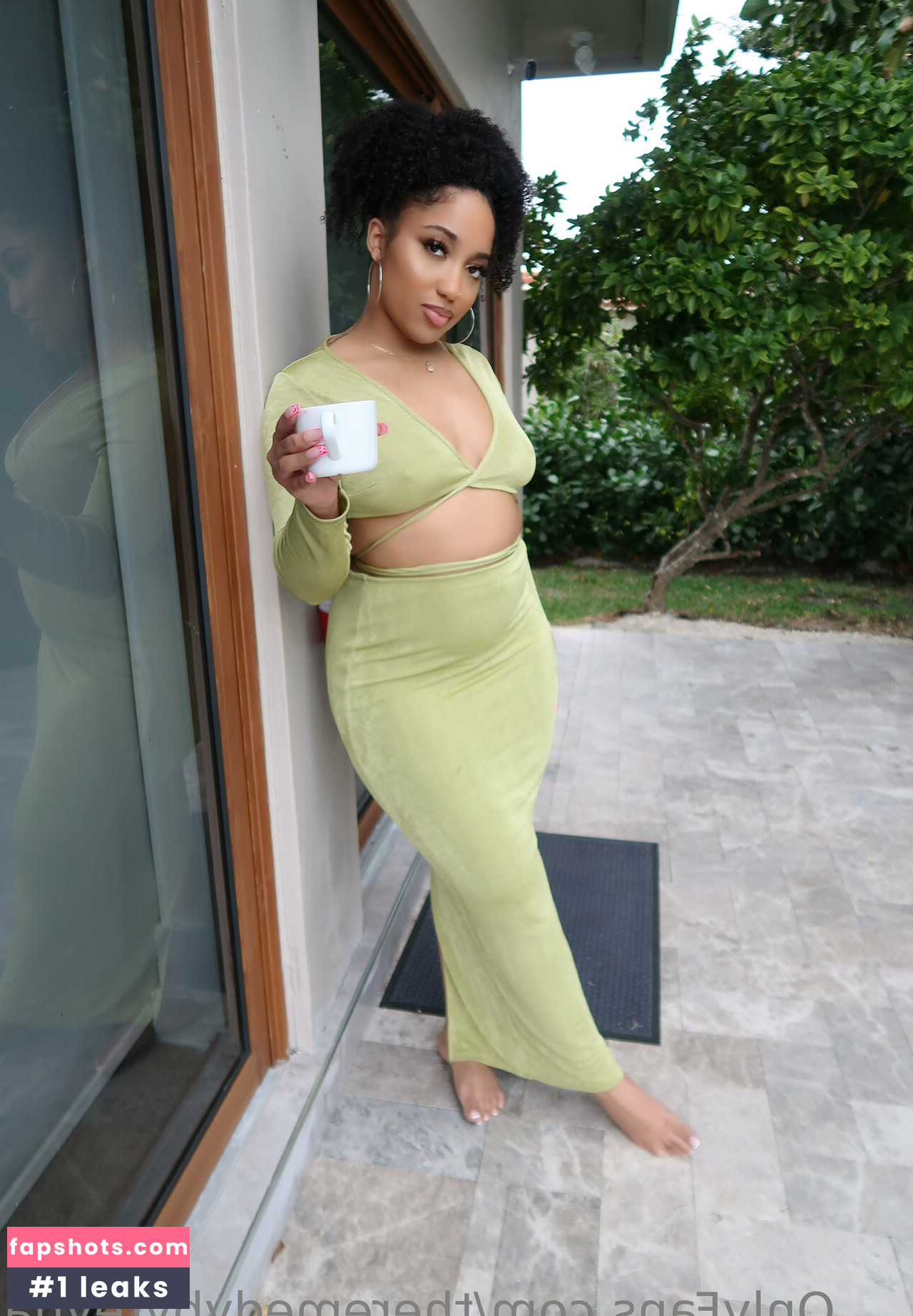 theremedybyreyna gallery photo #50