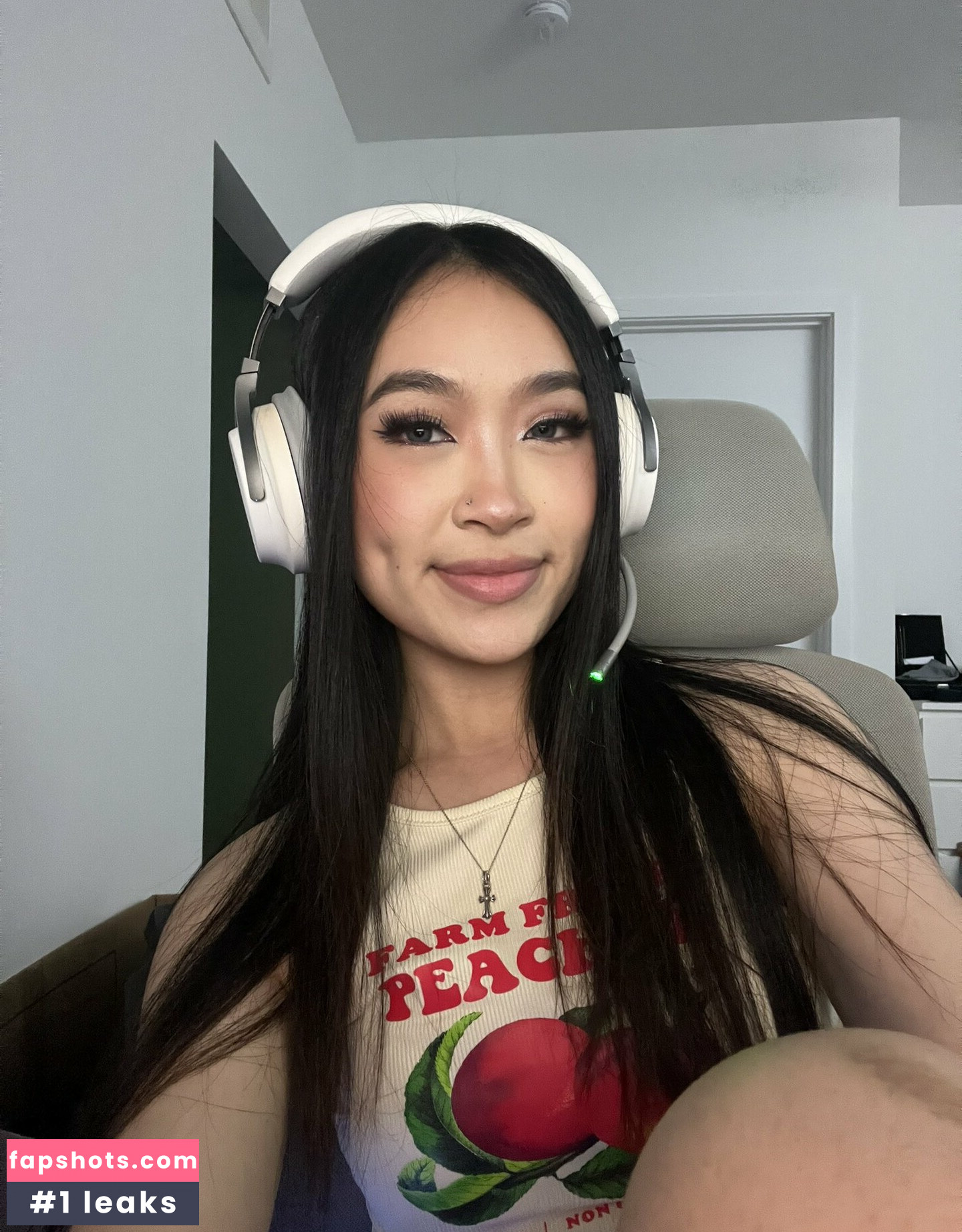 Theresa Nguyen Nude Leaks OnlyFans Photos #4 - LeakJerk