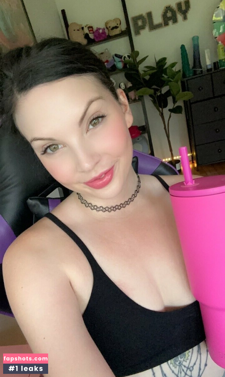 therileydaniels Nude Leaks OnlyFans Photos #12 - Fapshots