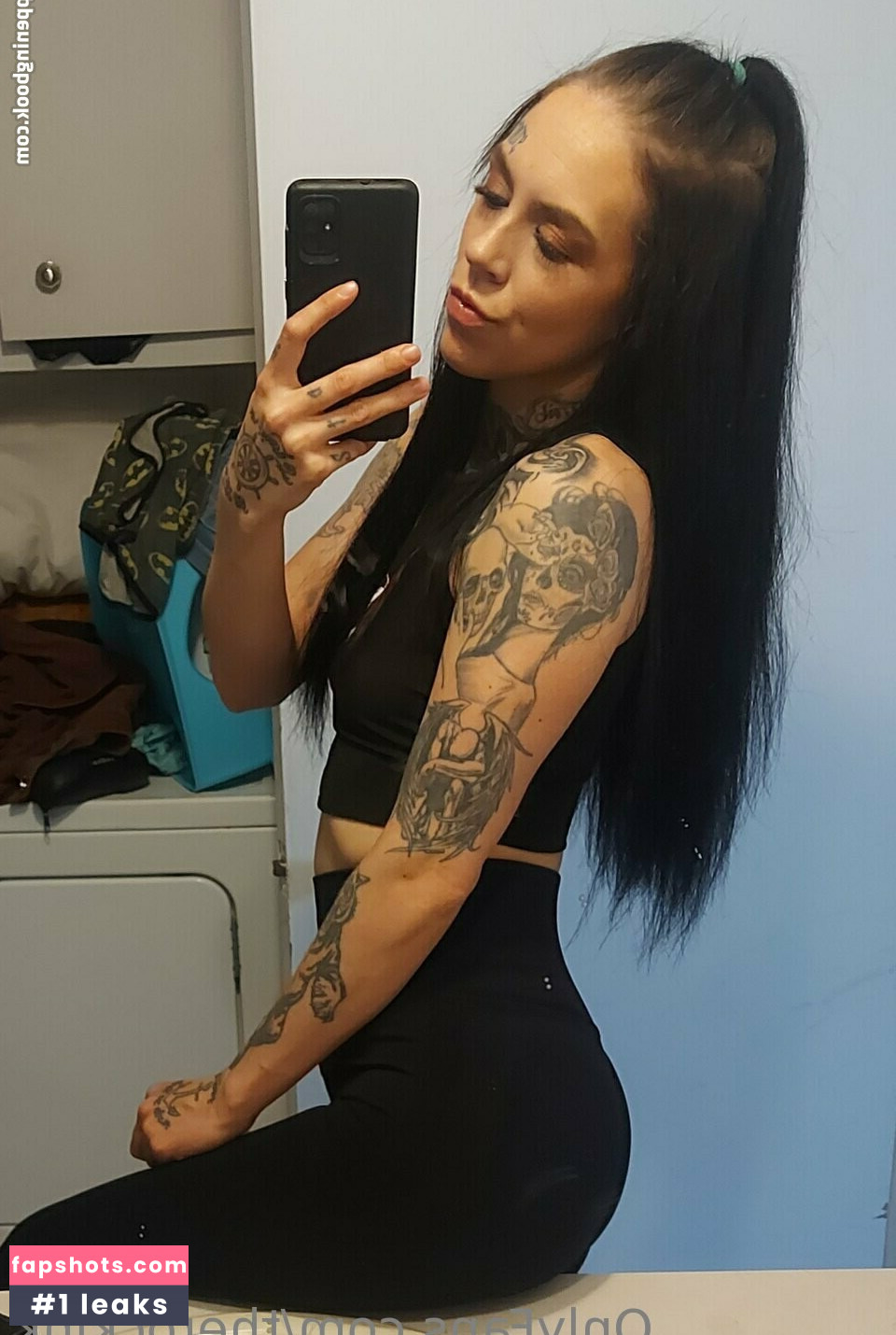 therockink Nahé úniky fotek pouze od fanoušků #4 - Fapshots