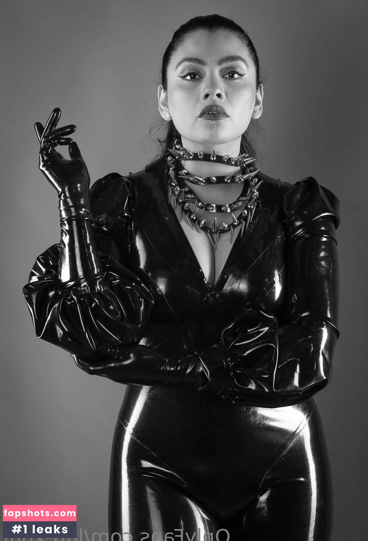 therubberbabe gallery photo #30