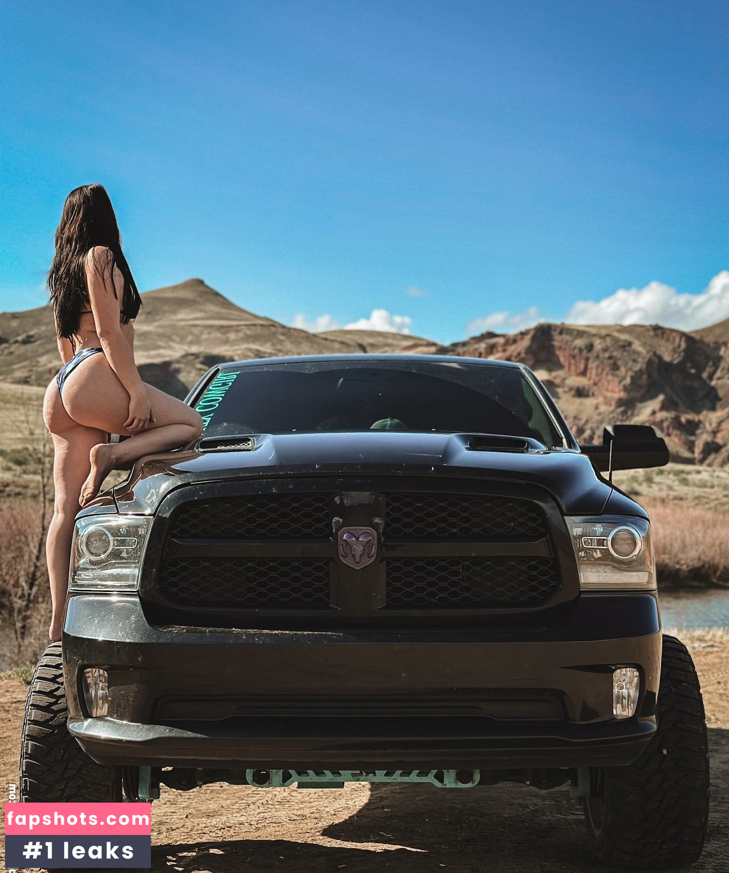 TheSaltyCowGirl gallery photo #17