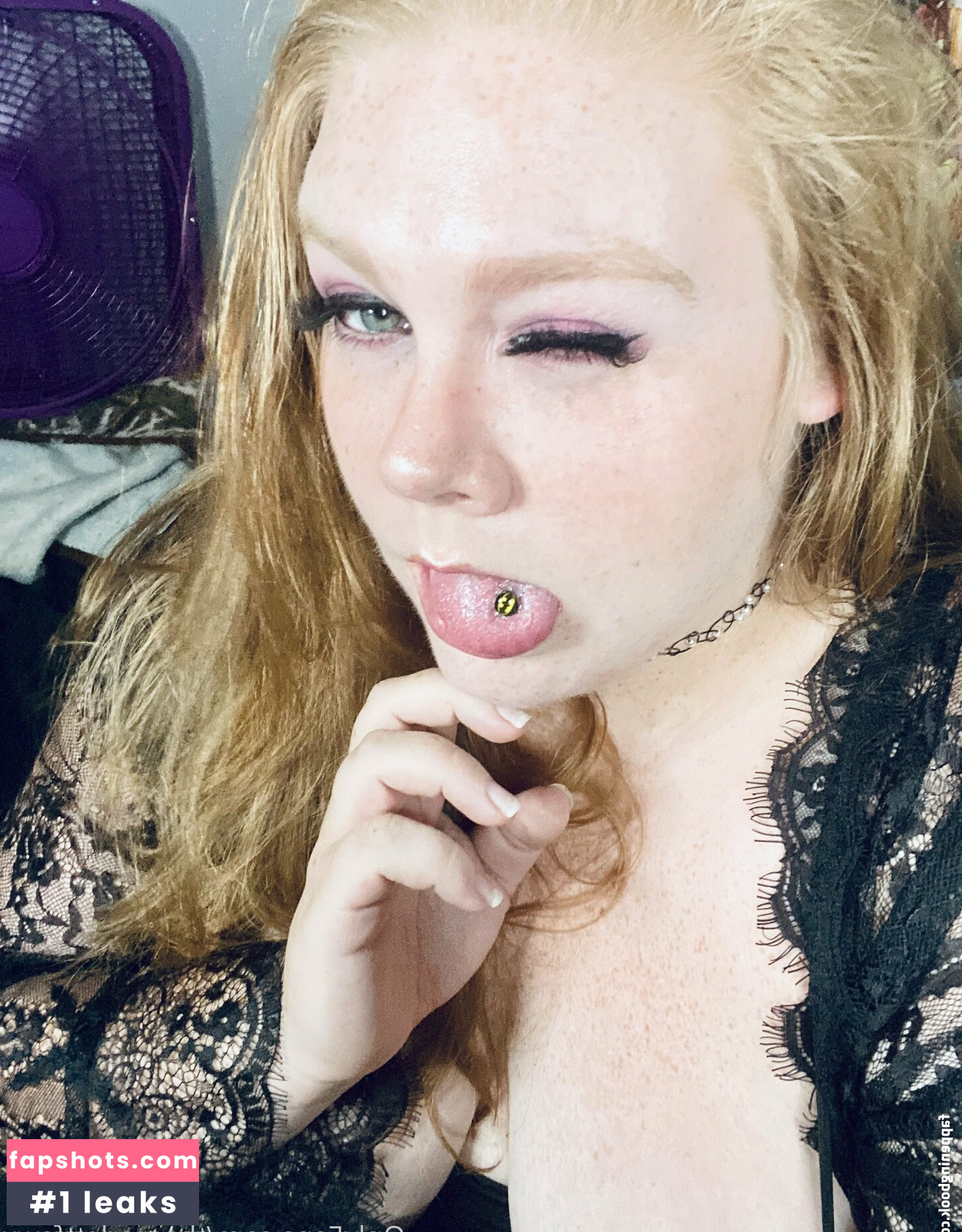 thescarlettfawx gallery photo #22