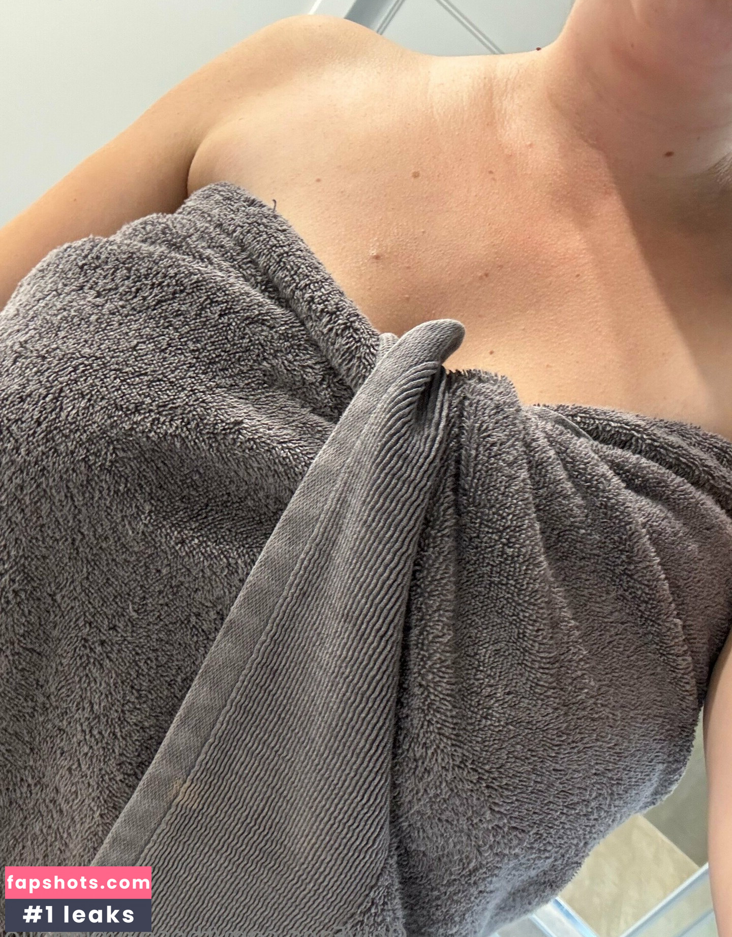 thesexyblondiie nude babe gallery