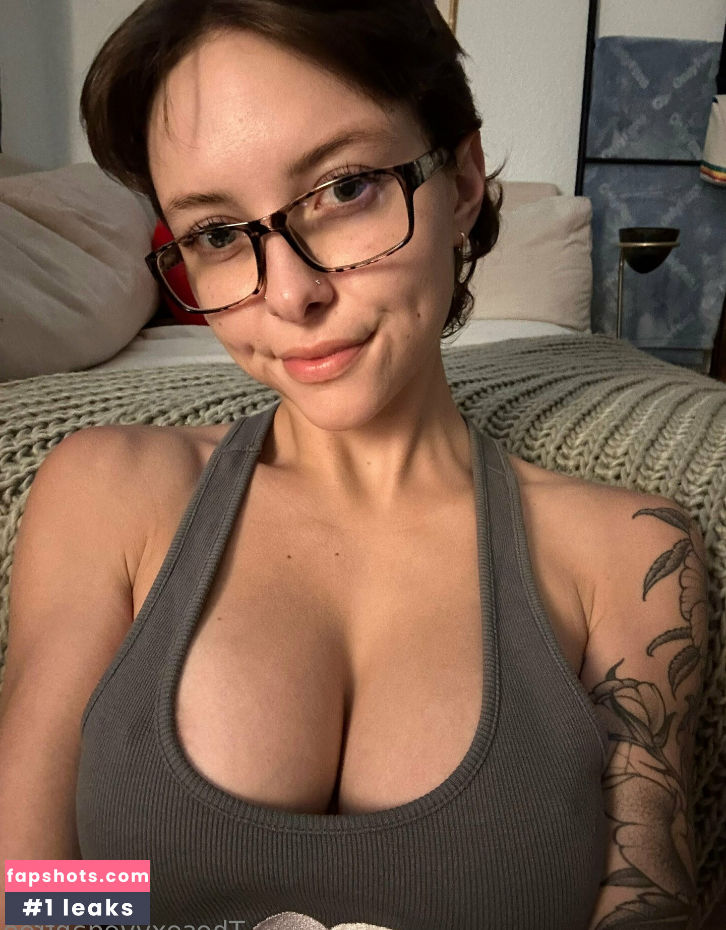 thesexyveganfree gallery photo #57