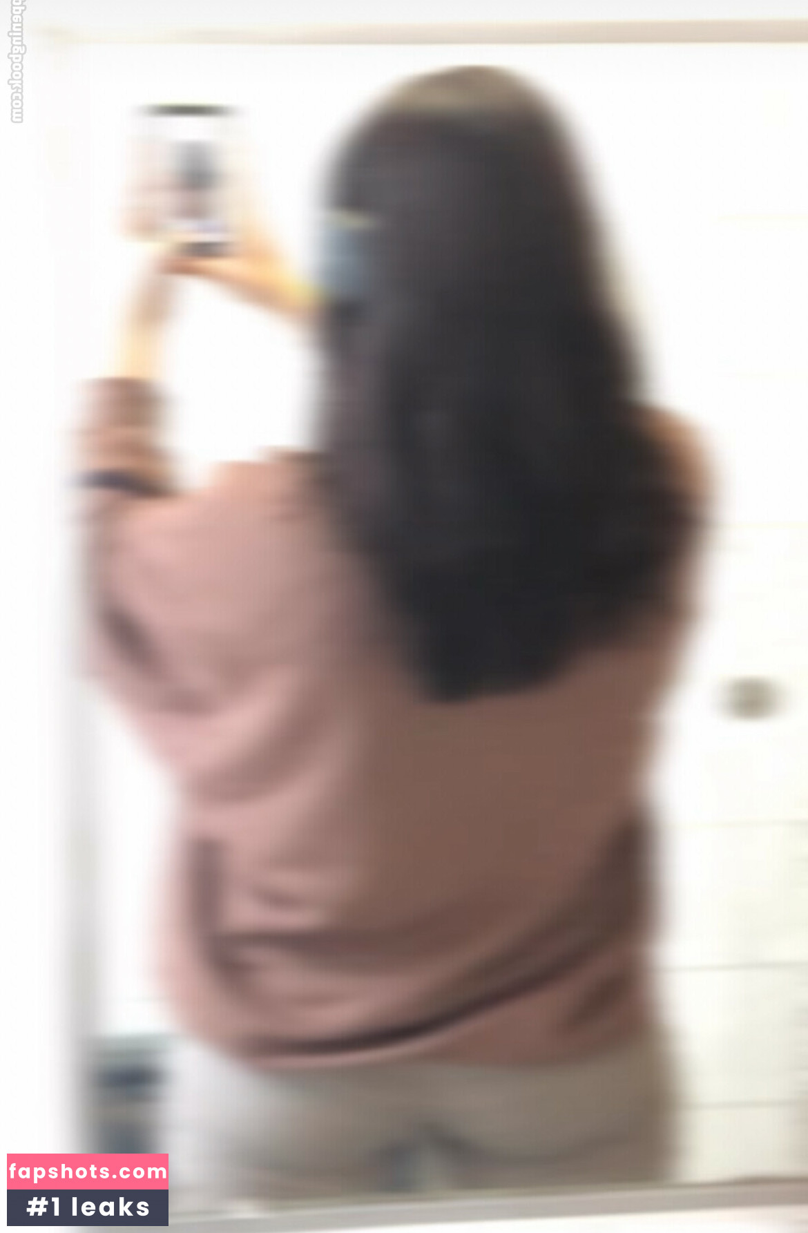 thespicysalmonroll gallery photo #6