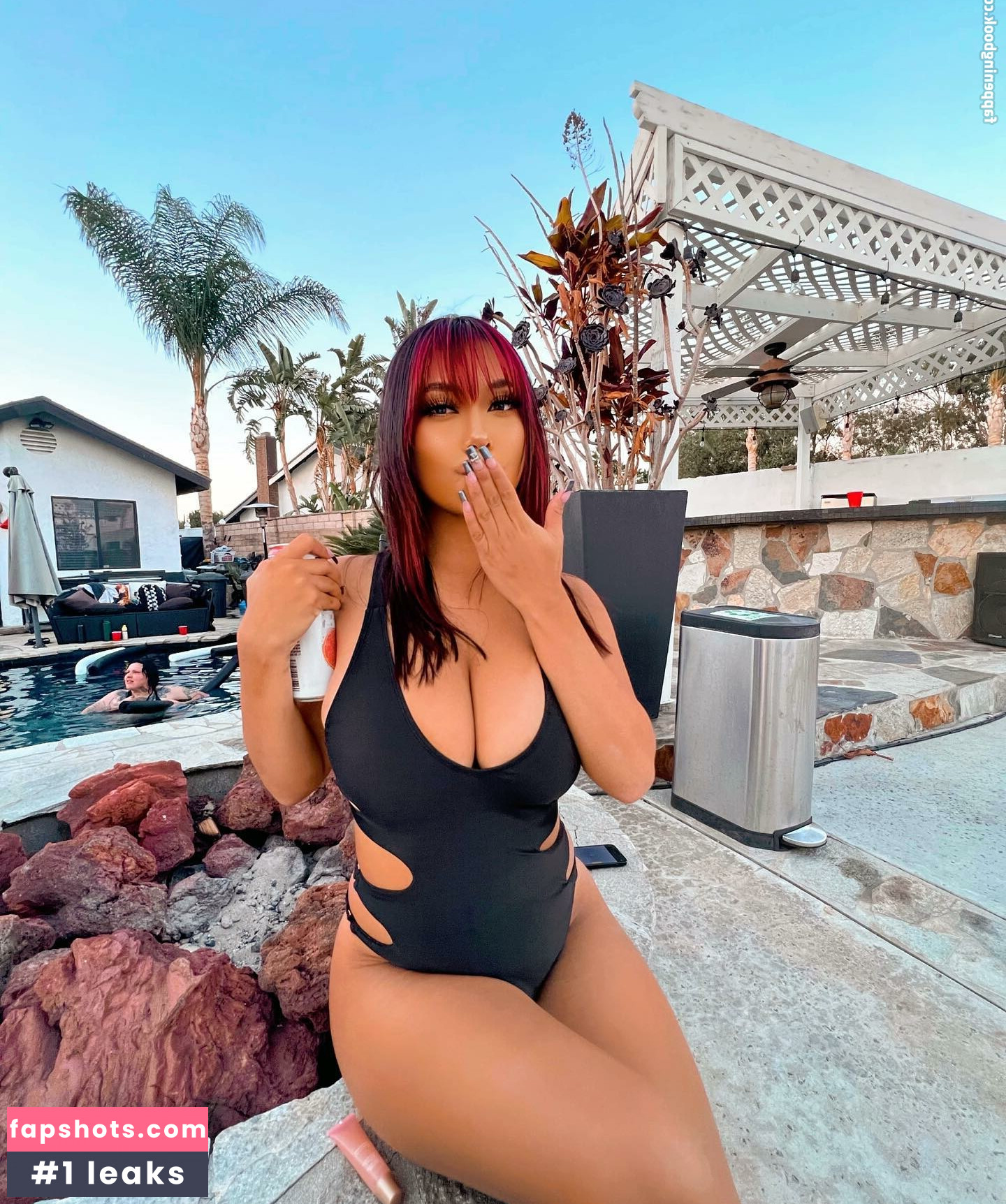 Thestarvasquez gallery photo #35