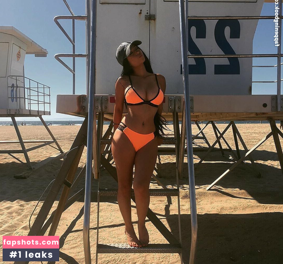 Thestarvasquez gallery photo #42