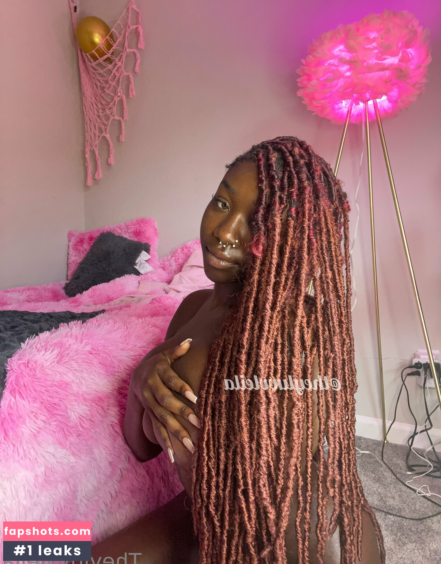 theyluvvleila gallery photo #56