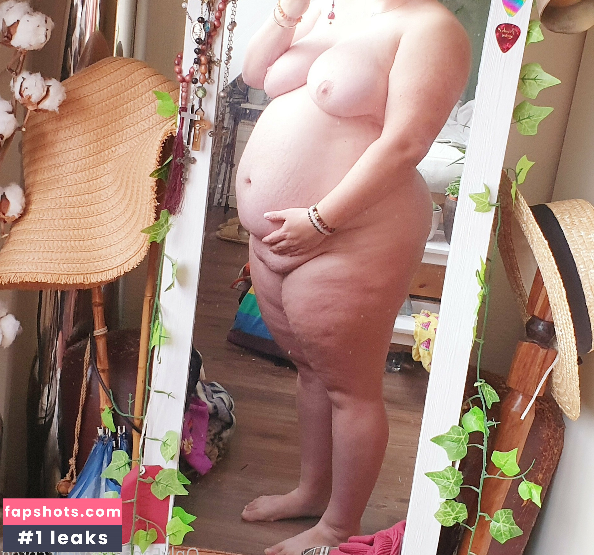 thiccpreg gallery photo #7