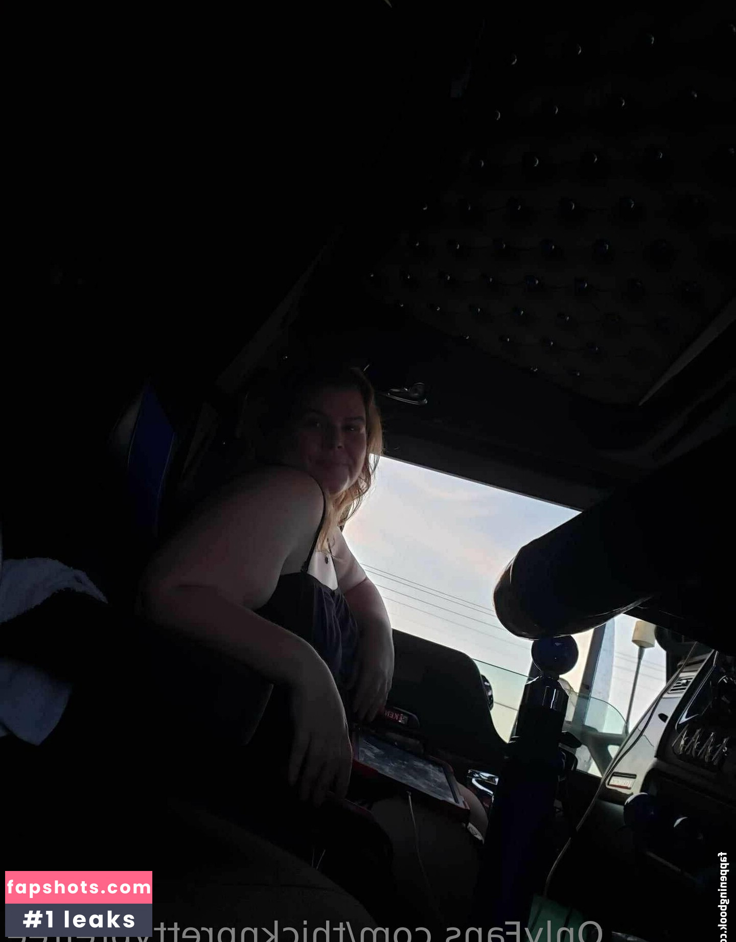 thicknprettybrefree gallery photo #3