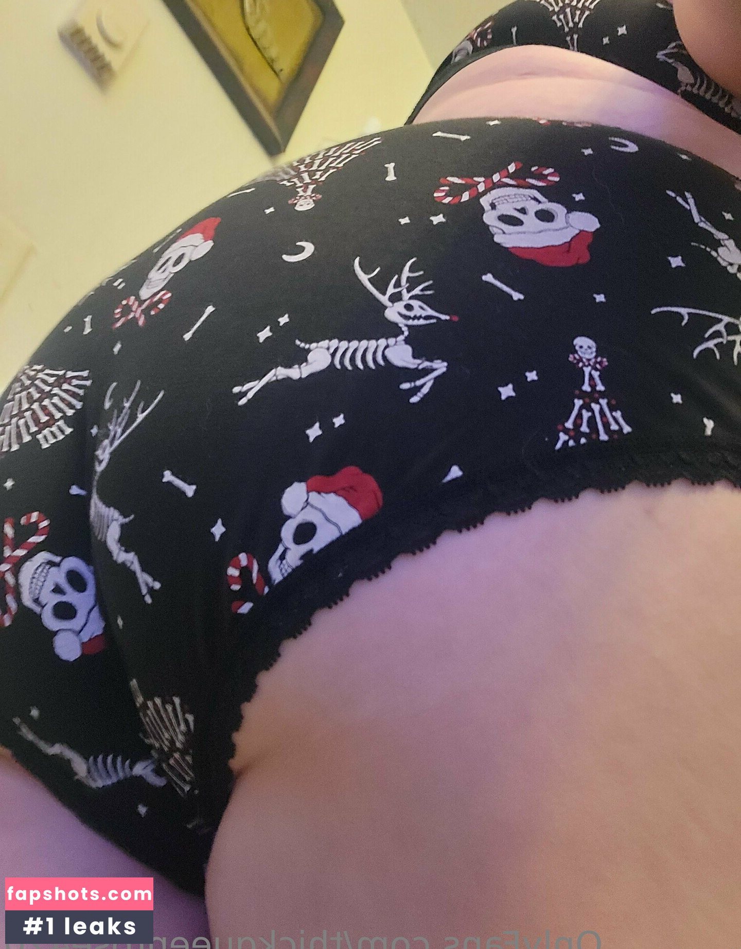 thickqueenrose420 gallery photo #10