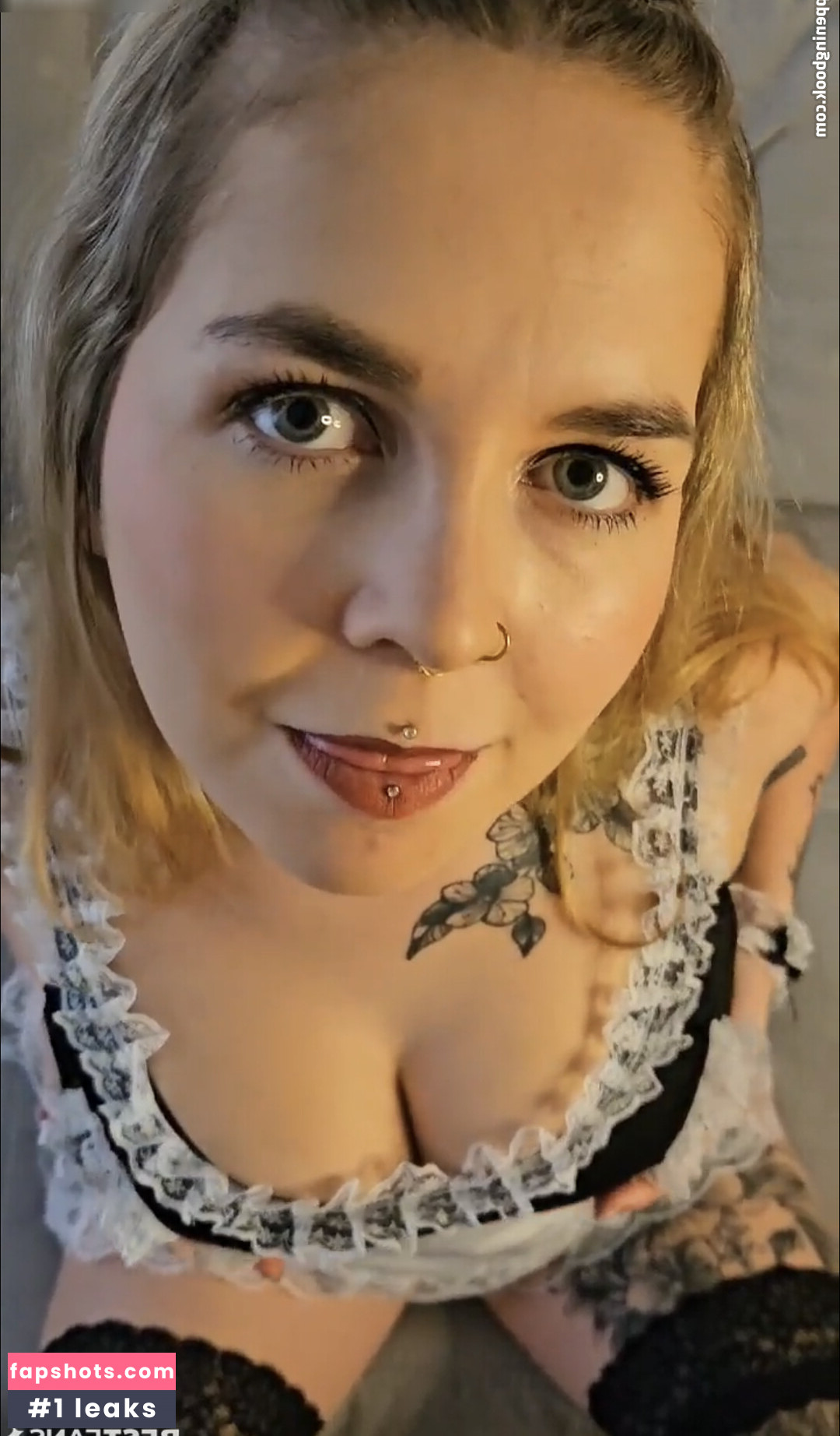 ThisIsEmmi gallery photo #9