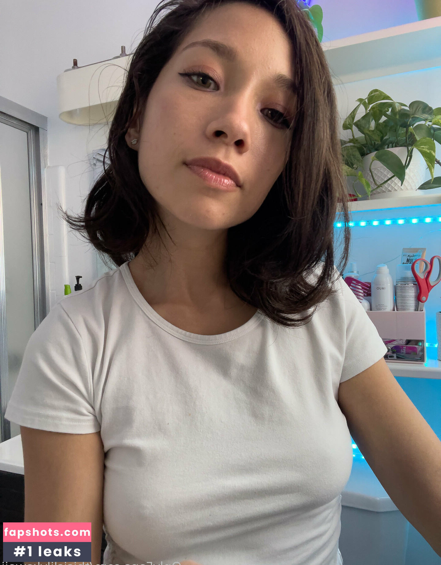 thisislilykawaii nude babe gallery