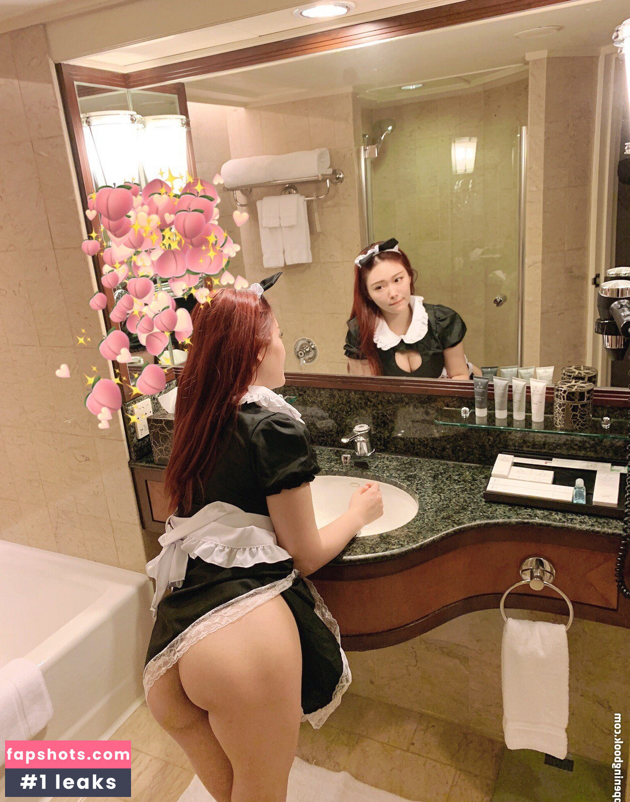 thisisshl nude babe gallery