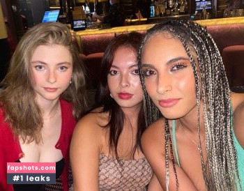 Thomasin McKenzie gallery photo #54