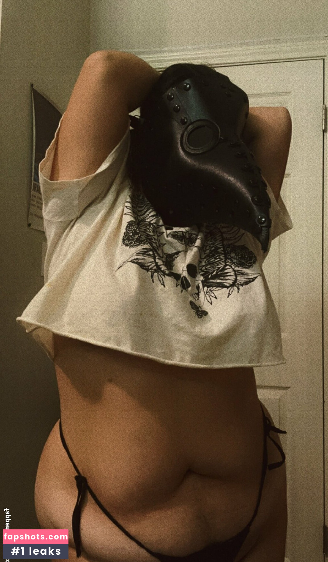 thornybushø nude babe gallery