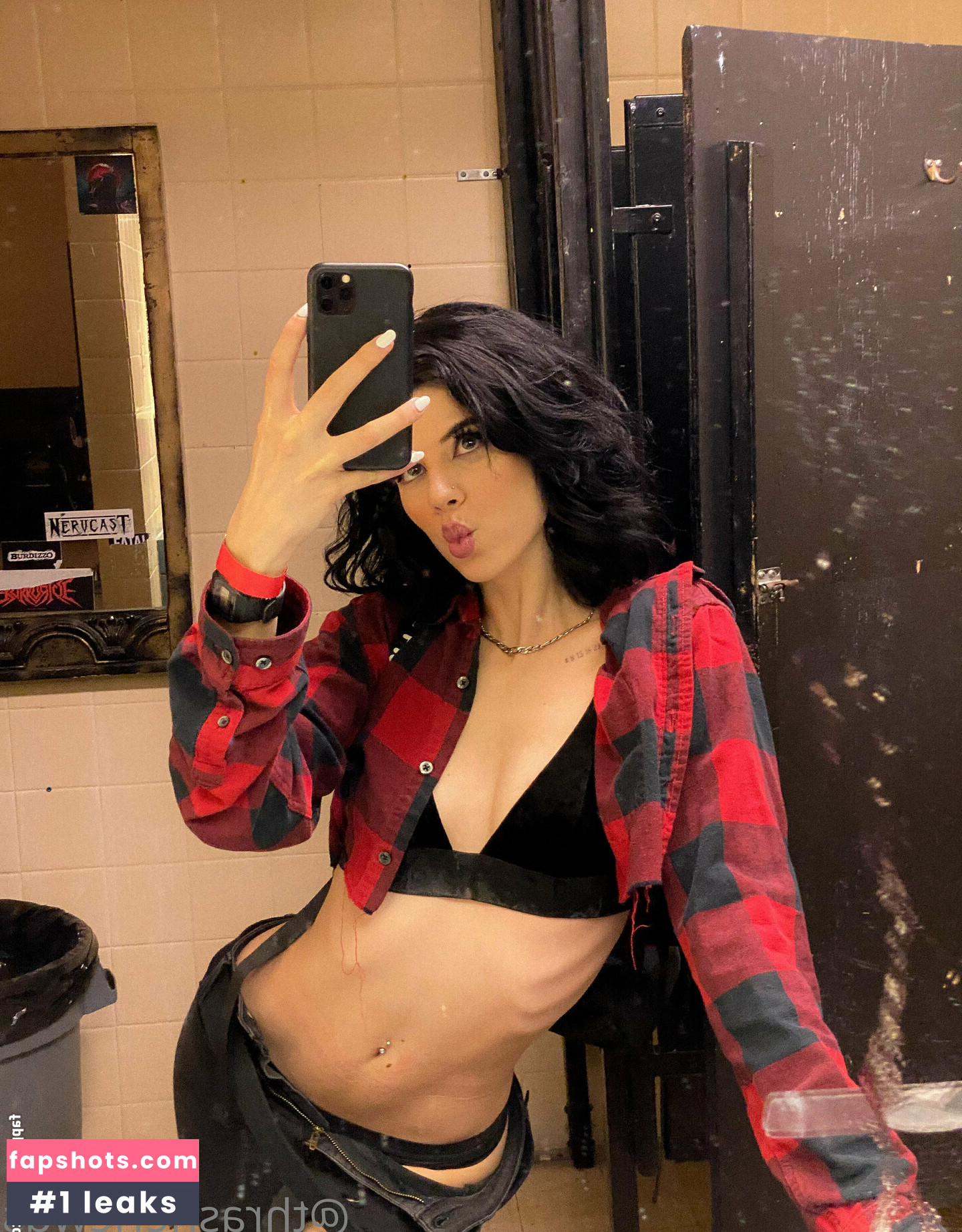 thrasherlewds gallery photo #6