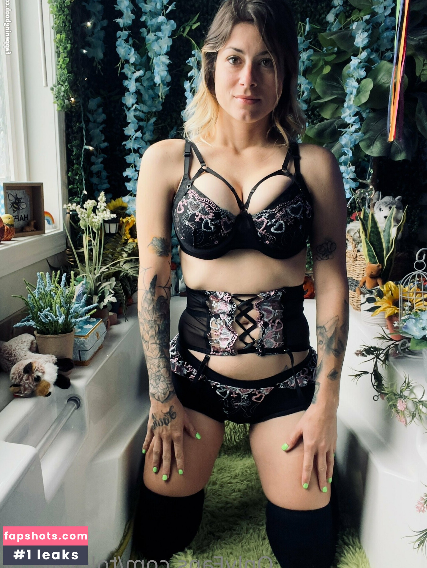 Threefootsix gallery photo #17