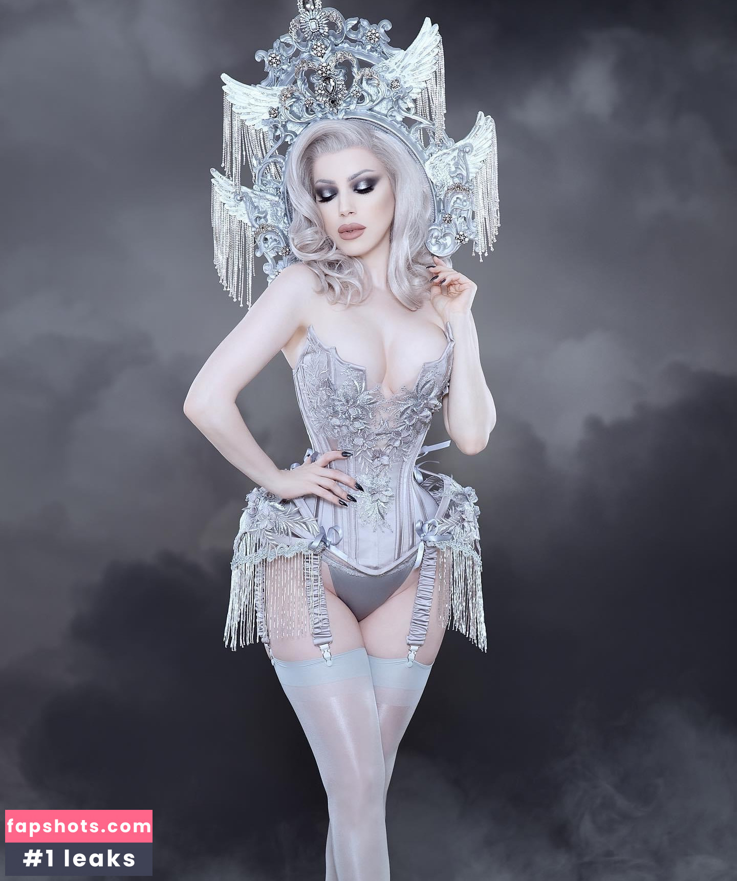 Threnody In Velvet gallery photo #5