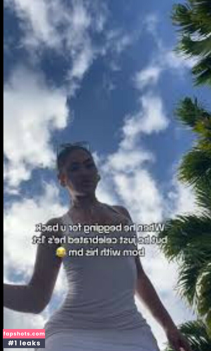 Throatbaby305 nude babe gallery