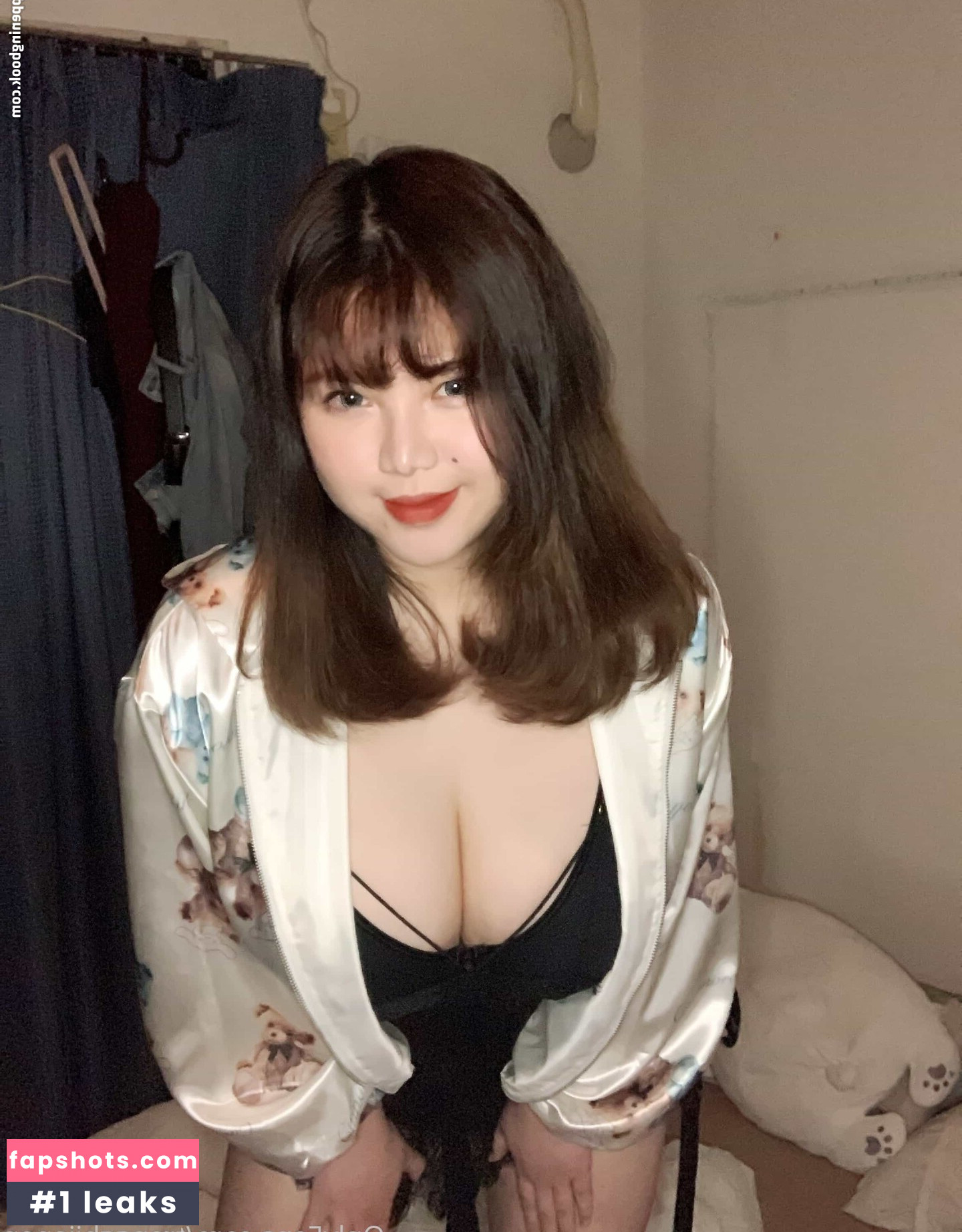 Thu Trang Vo gallery photo #20