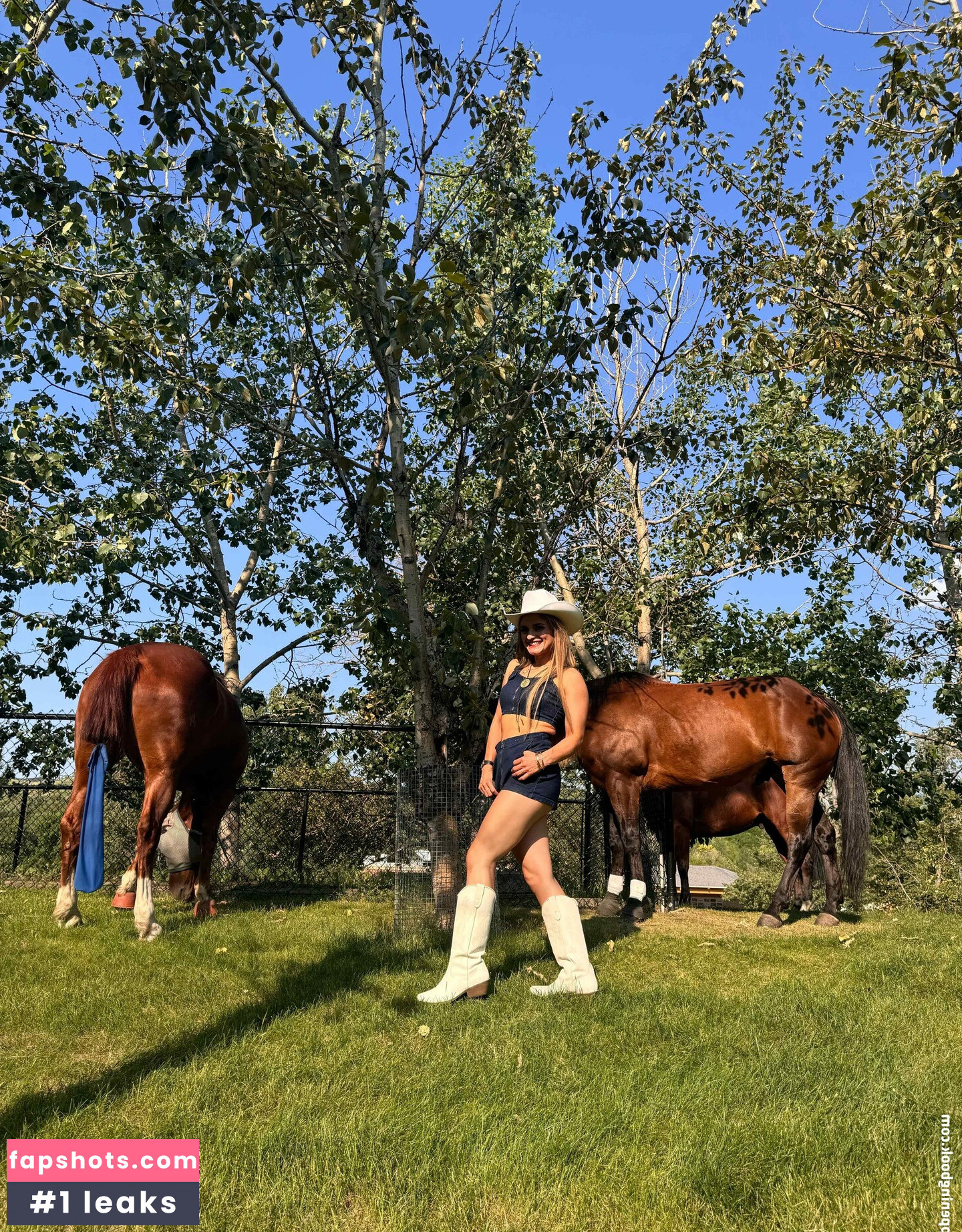 Thunder Rosa Nude Leaks OnlyFans Photos #52 - LeakJerk