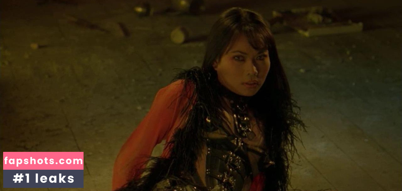 Thuy Trang gallery photo #3