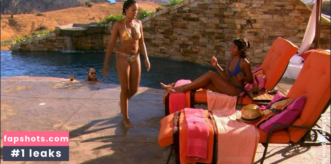 Tia Mowry gallery photo #36