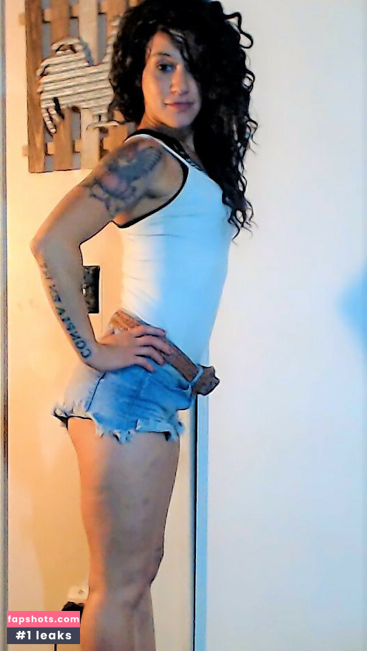 TiaMorLuv gallery photo #8