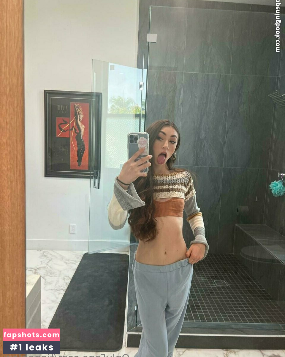 Tiana Blow gallery photo #35