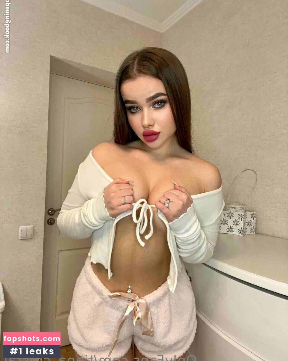 tiana_crystal gallery photo #19