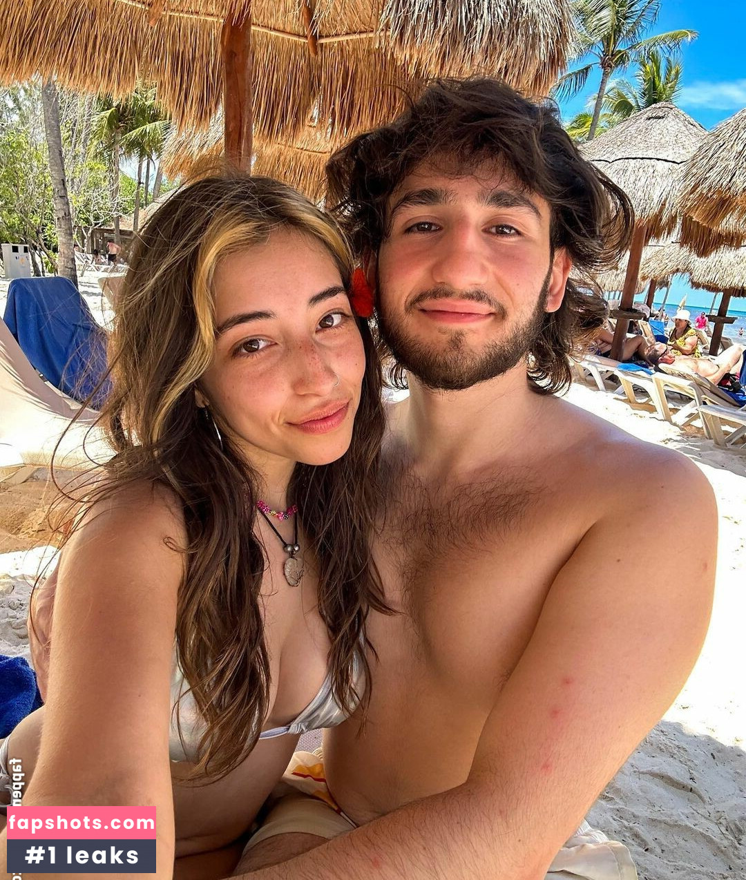 Tiana Renay gallery photo #25