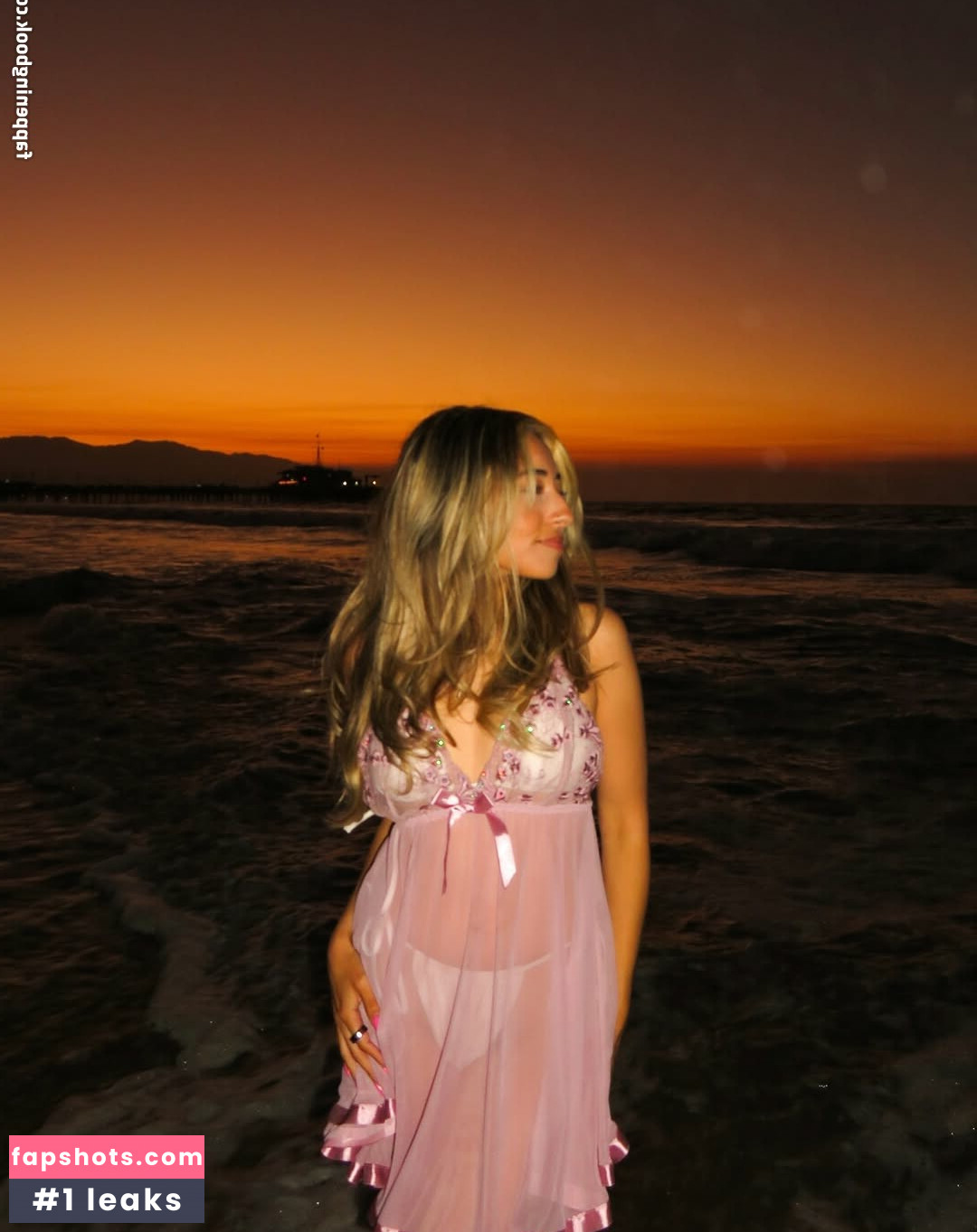 Tiana Renay gallery photo #5