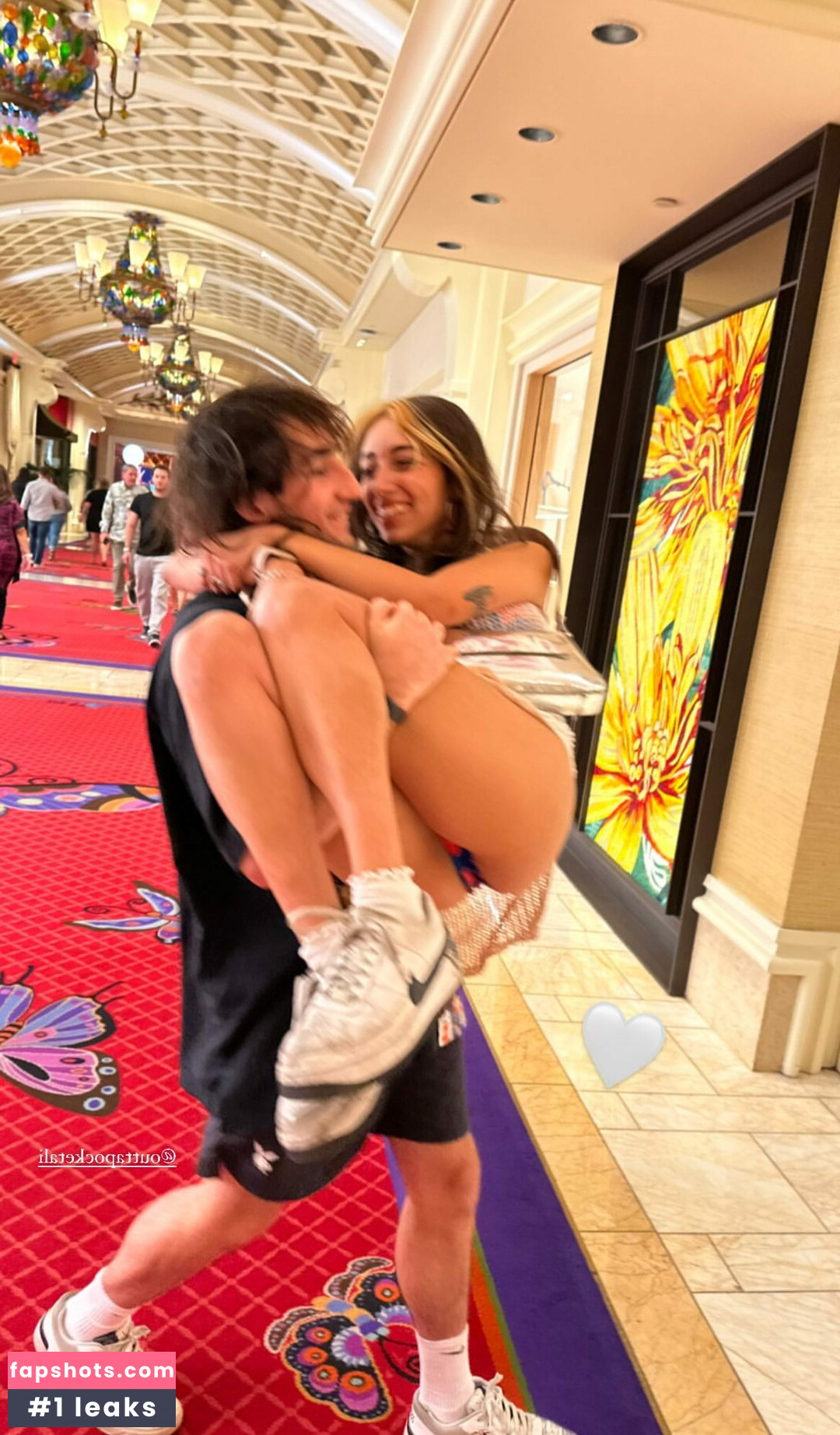 Tiana Renay gallery photo #6