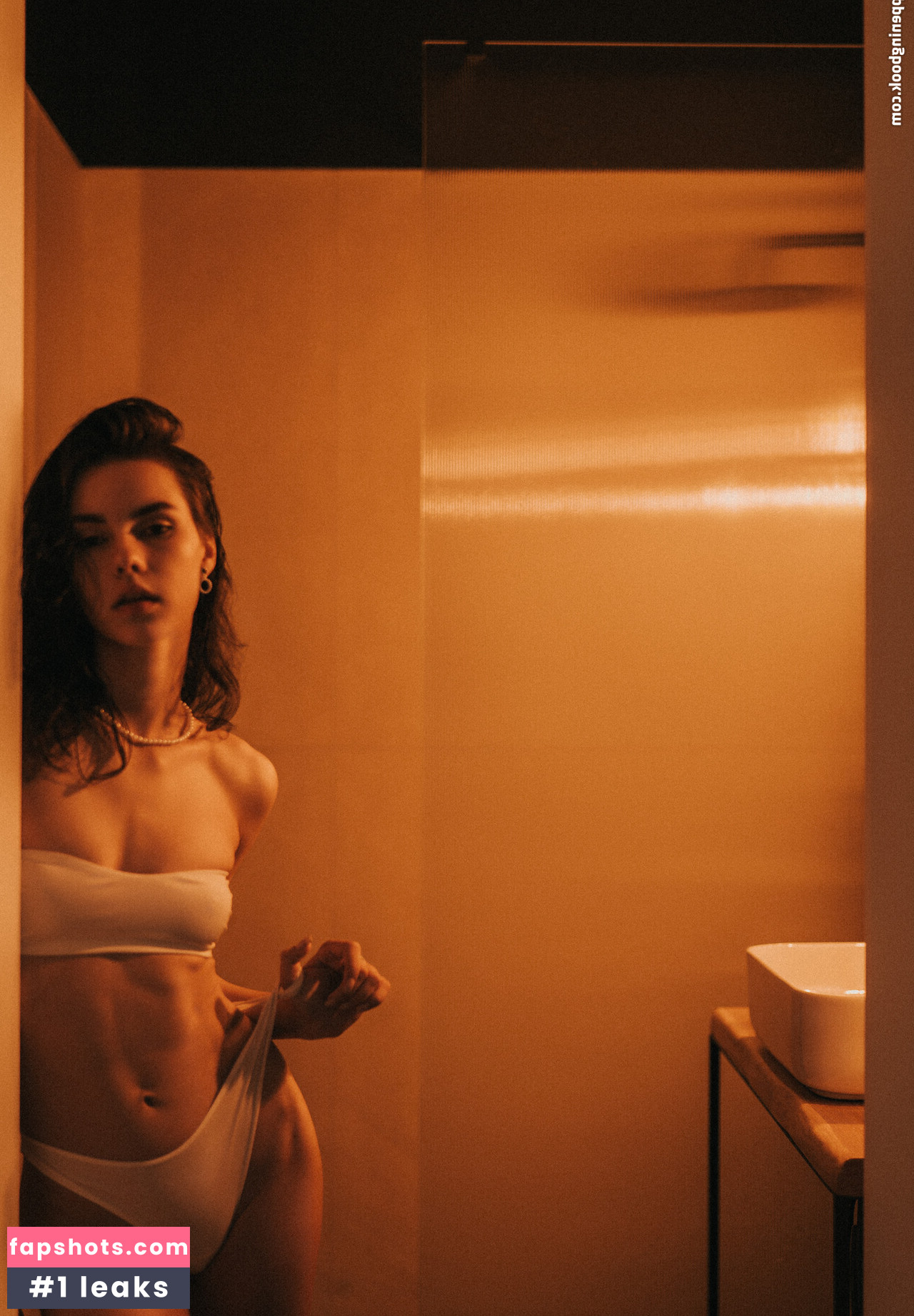 tiani_ti gallery photo #10