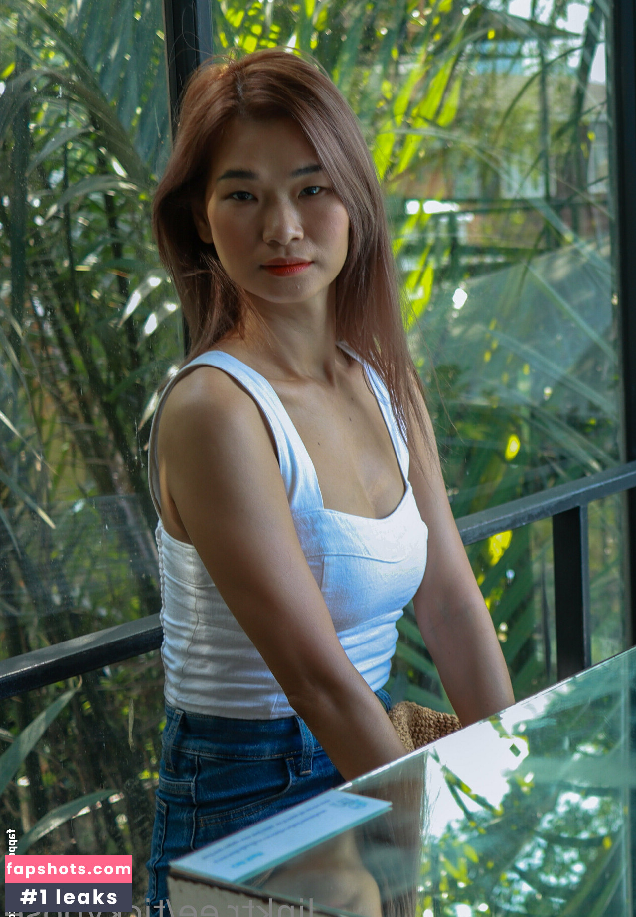 TickyPose gallery photo #41