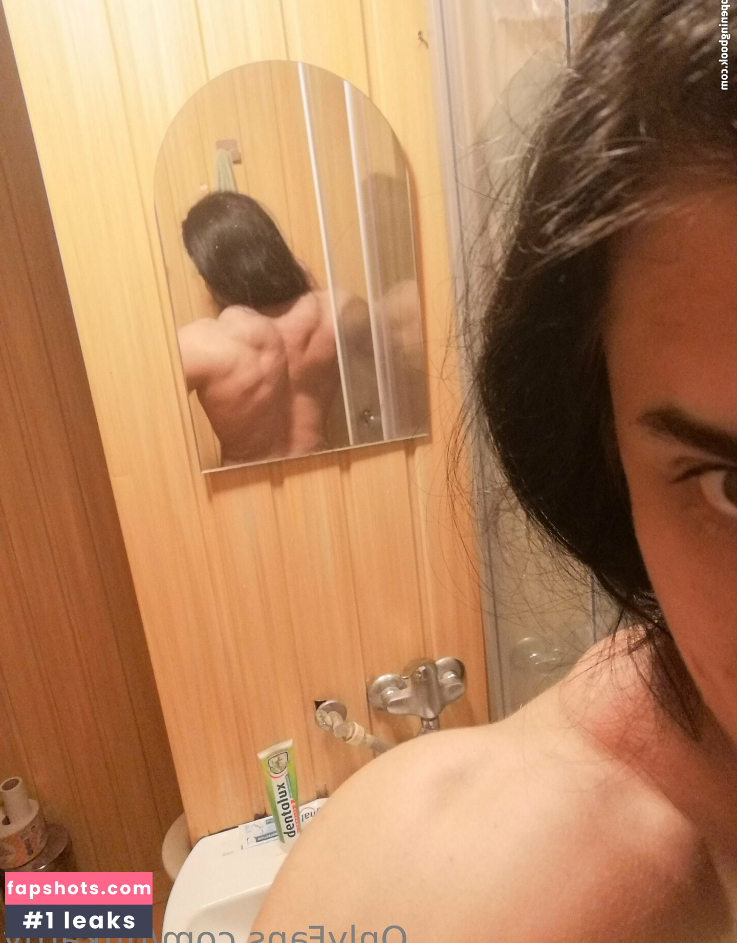 Tifani Wittman gallery photo #18