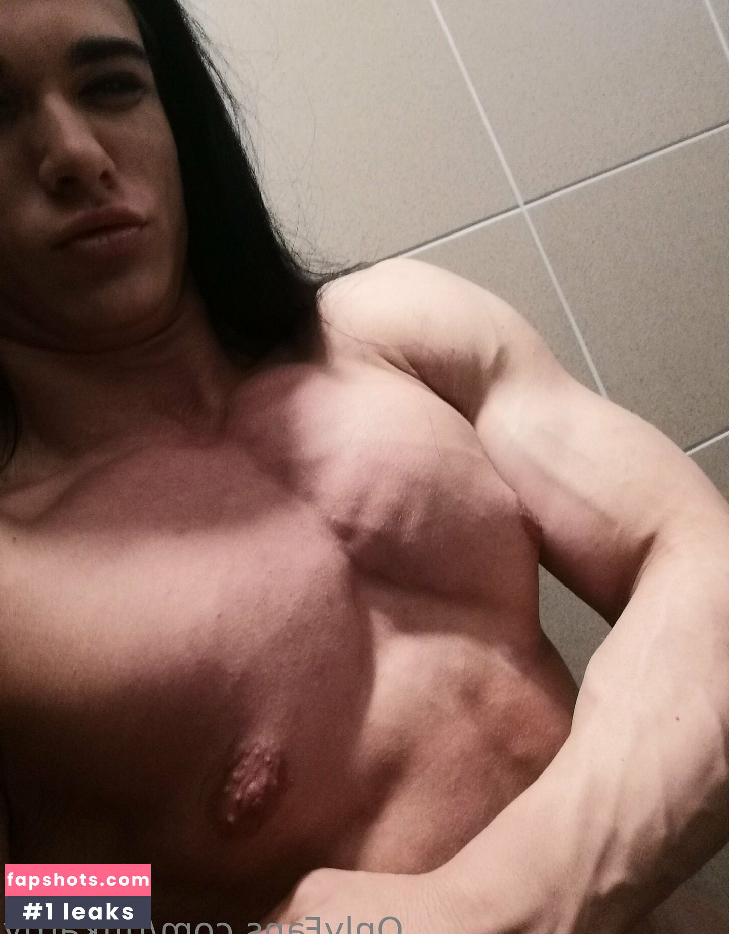 Tifani Wittman gallery photo #32