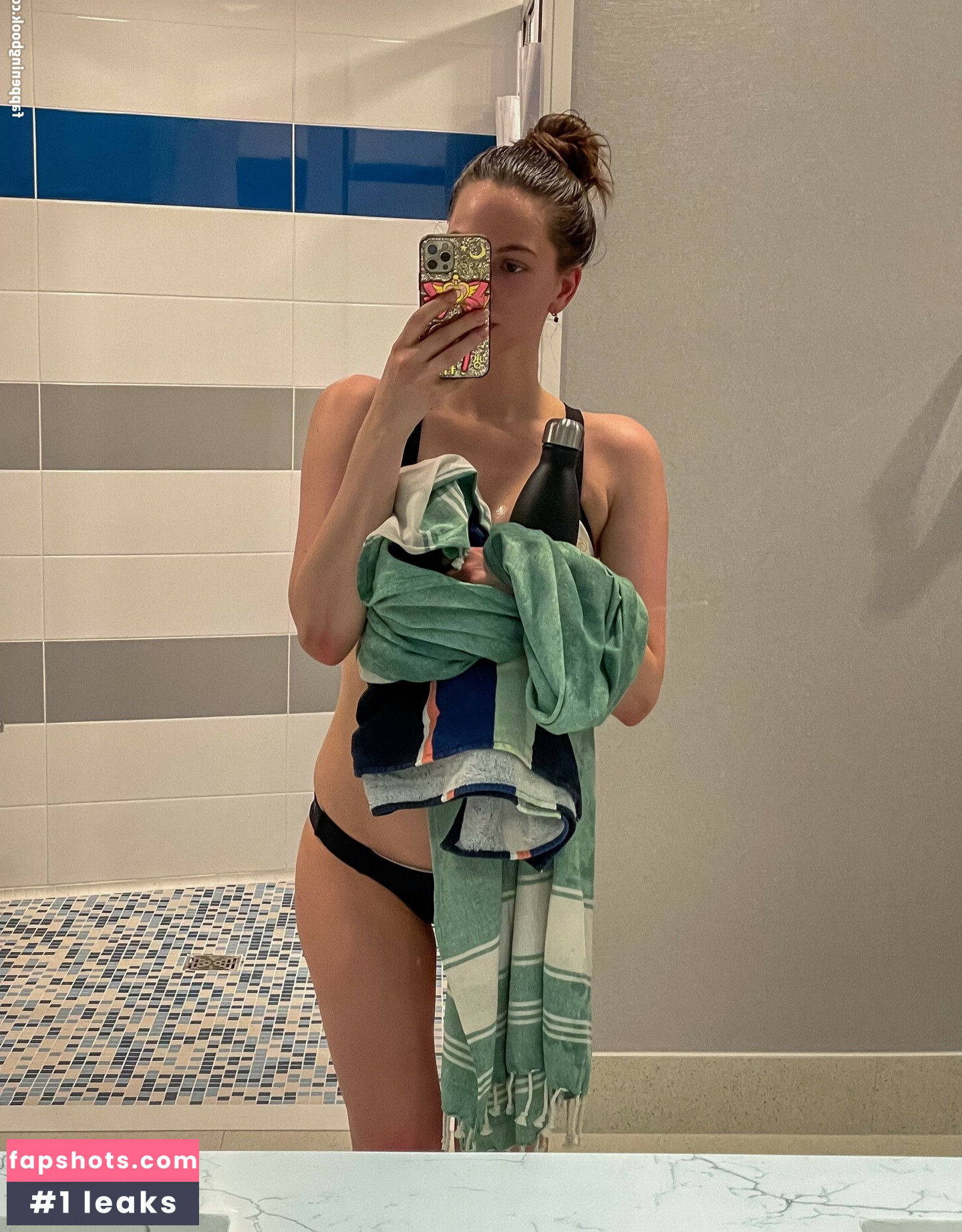 Tiff Huber nude babe gallery