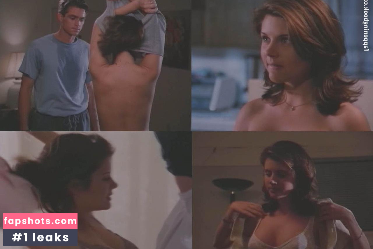 Tiffani-Amber Thiessen gallery photo #60