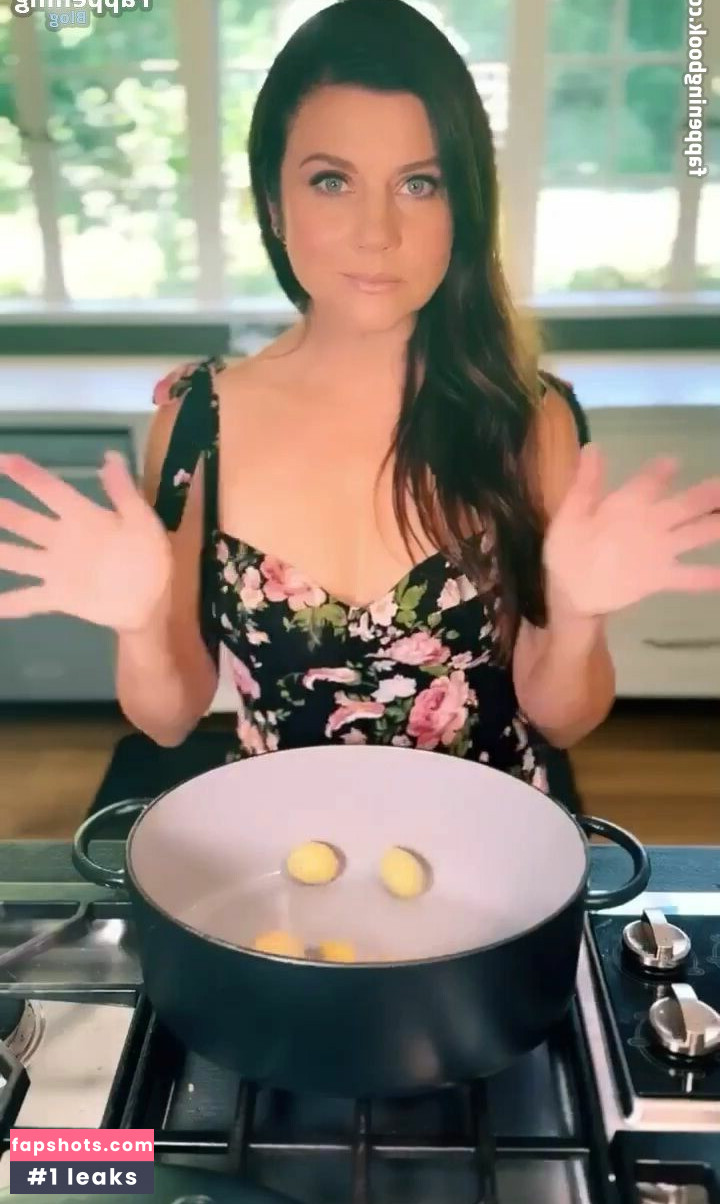 Tiffani Thiessen Nude Leaks OnlyFans Photos #70 - Fapshots