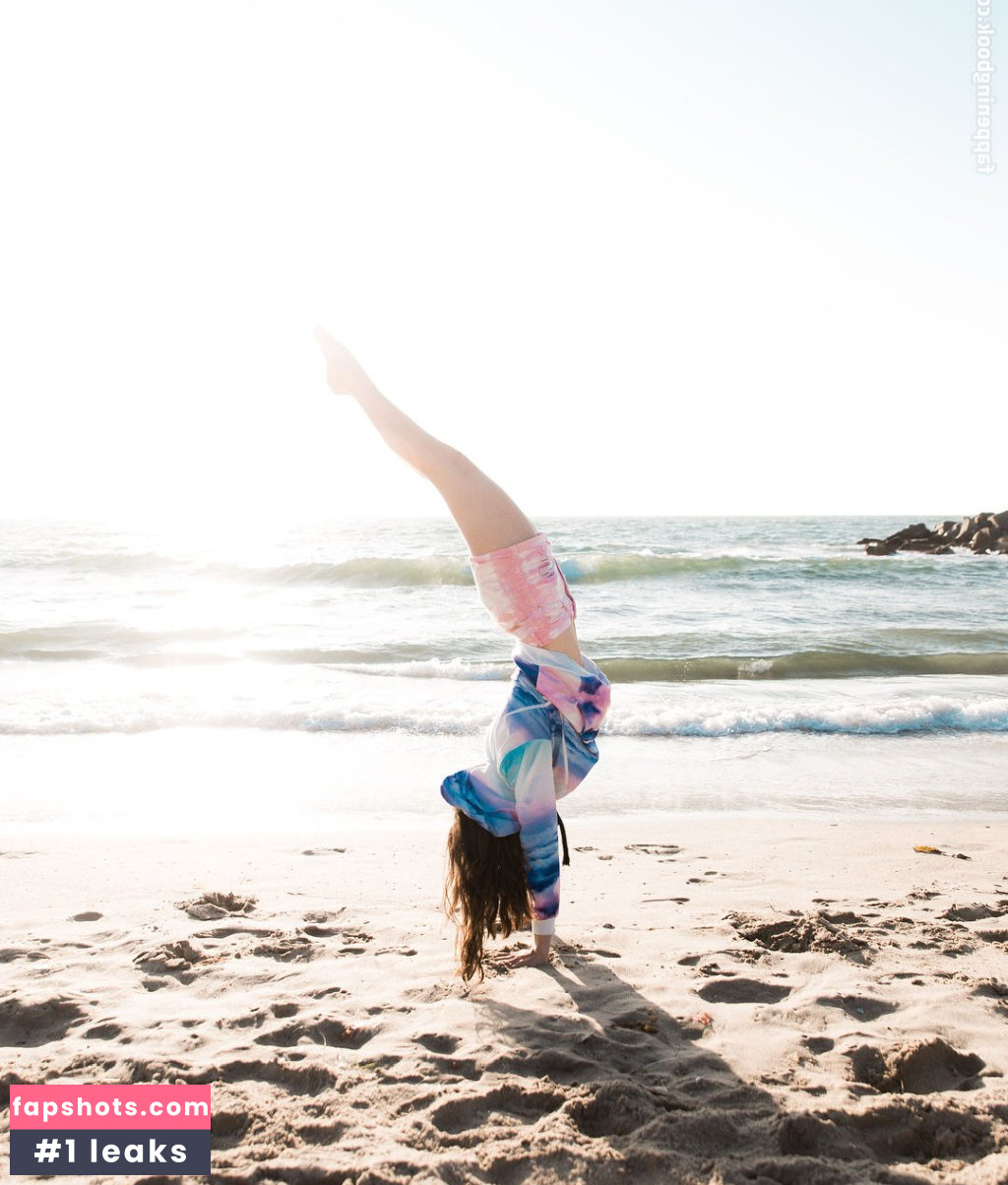 Tiffany Alvord gallery photo #31