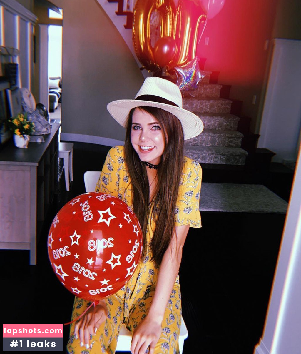 Tiffany Alvord gallery photo #33